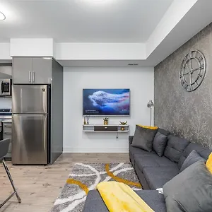 Apartment Exquisite 2 Bedroom Apt, Mins To The Falls.